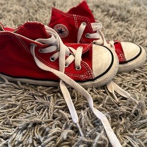 Converse toddler sneakers